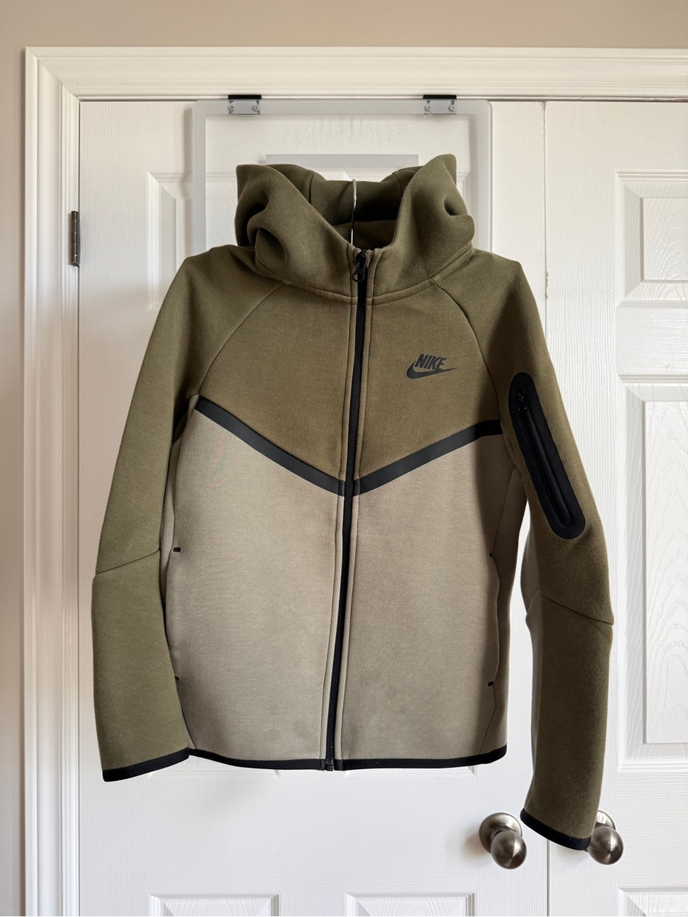 Nike Boys Olive Tech Fleece Zip Hoodie and Pants Combo